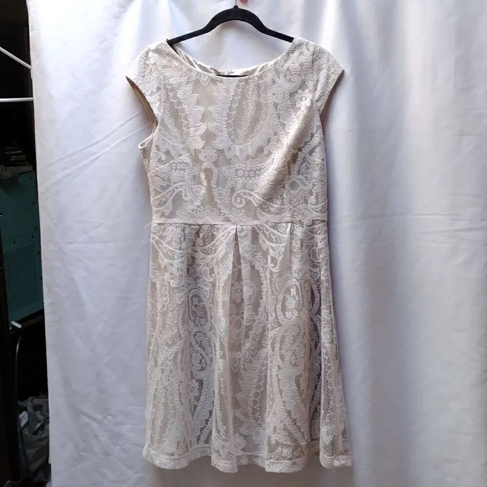 Liz Claiborne lace dress